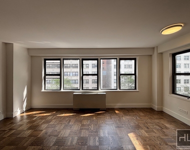East 63 Street - Photo Thumbnail 1