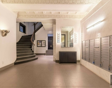 West 72 Street - Photo Thumbnail 6