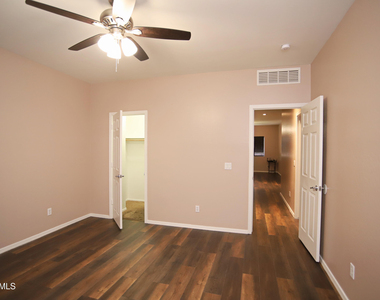5034 W St Kateri Drive - Photo Thumbnail 40