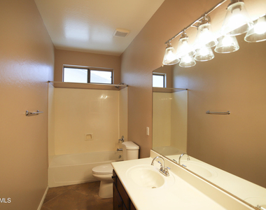5034 W St Kateri Drive - Photo Thumbnail 32