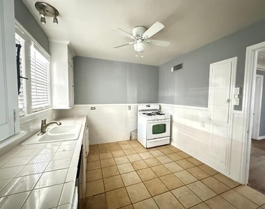 4027 Herschel Avenue - Photo Thumbnail 8