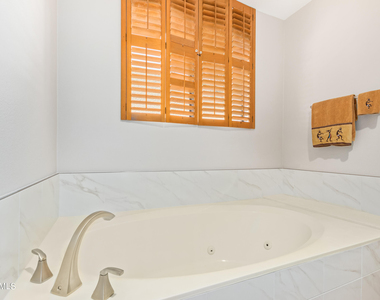 7700 E Gainey Ranch Road - Photo Thumbnail 16