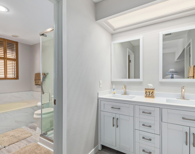 7700 E Gainey Ranch Road - Photo Thumbnail 15