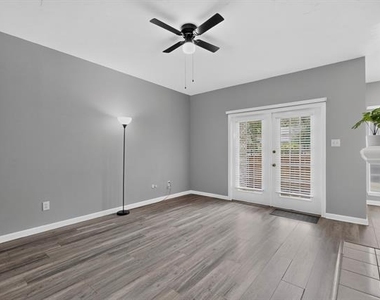 12921 Abrams Road - Photo Thumbnail 4