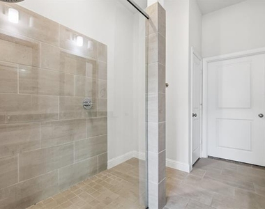 1044 3rd Street - Photo Thumbnail 22