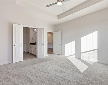 1044 3rd Street - Photo Thumbnail 20