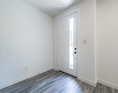 1540 Navasota Trail - Photo Thumbnail 21