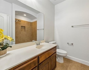 10445 Merced Lake Road - Photo Thumbnail 20