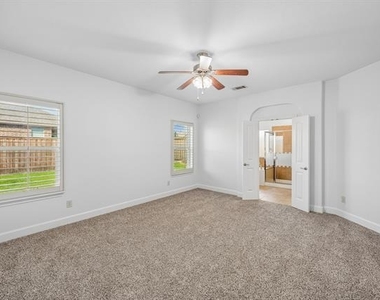 10445 Merced Lake Road - Photo Thumbnail 12