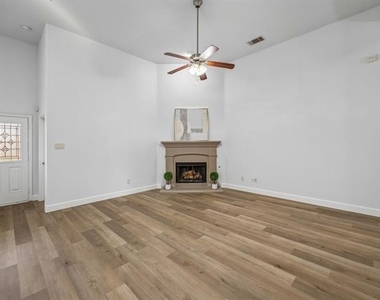 10445 Merced Lake Road - Photo Thumbnail 9