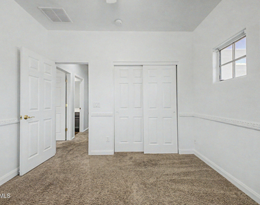 17446 W Yavapai Street - Photo Thumbnail 29