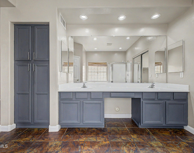 17446 W Yavapai Street - Photo Thumbnail 21
