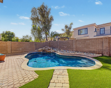 17446 W Yavapai Street - Photo Thumbnail 44