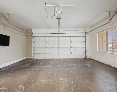 17446 W Yavapai Street - Photo Thumbnail 36