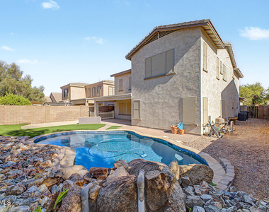 17446 W Yavapai Street - Photo Thumbnail 41