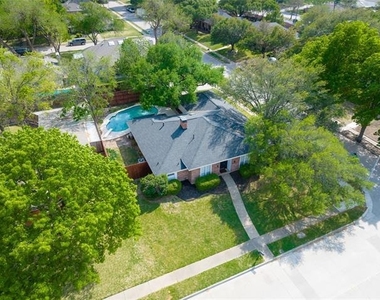 2012 Cross Bend Road - Photo Thumbnail 24