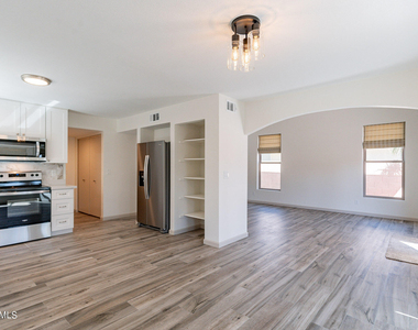 4131 E Contessa Street - Photo Thumbnail 2