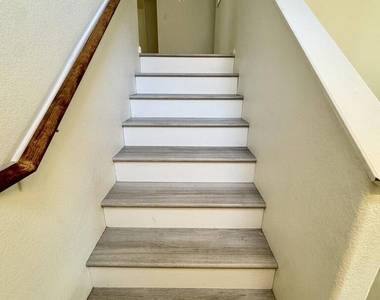 2458 W Via Dona Road - Photo Thumbnail 9