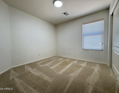 2458 W Via Dona Road - Photo Thumbnail 11
