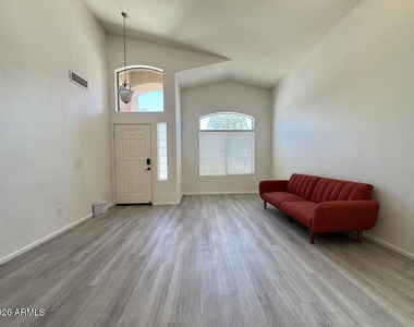 2458 W Via Dona Road - Photo Thumbnail 2