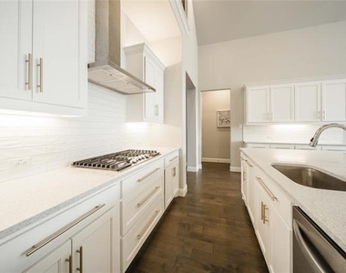 15634 Tea Tree Road - Photo Thumbnail 8