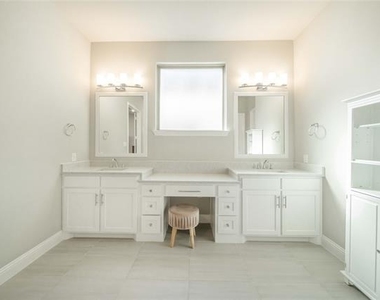 15634 Tea Tree Road - Photo Thumbnail 18