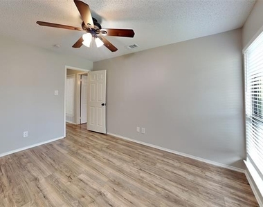 4403 Santa Cruz Lane - Photo Thumbnail 26