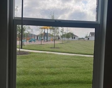 405 Mcnelly Lane - Photo Thumbnail 12