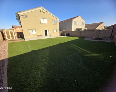 5266 S 236th Avenue - Photo Thumbnail 14