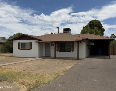 2221 E Osborn Road - Photo Thumbnail 19