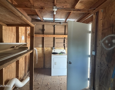 2221 E Osborn Road - Photo Thumbnail 12