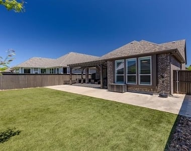 2201 Laguna Drive - Photo Thumbnail 22