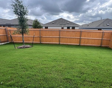 3915 Ontario Way - Photo Thumbnail 14