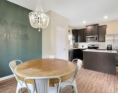 3004 Parker Road - Photo Thumbnail 2