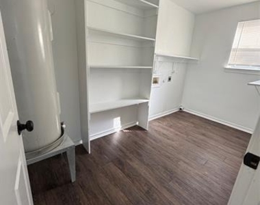5803 Tremont Street - Photo Thumbnail 4