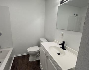 5803 Tremont Street - Photo Thumbnail 5
