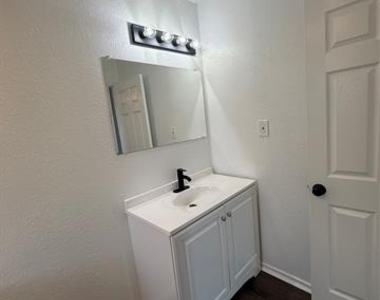 5803 Tremont Street - Photo Thumbnail 9