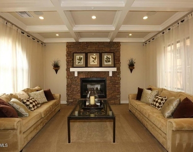 10121 E Ridgerunner Drive - Photo Thumbnail 13