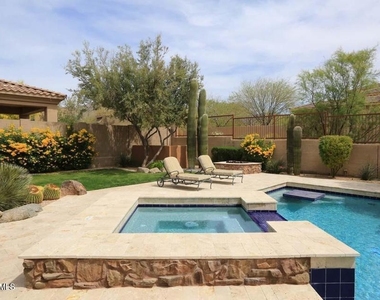 10121 E Ridgerunner Drive - Photo Thumbnail 43