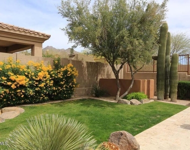 10121 E Ridgerunner Drive - Photo Thumbnail 39