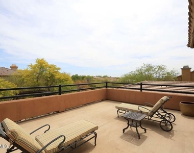 10121 E Ridgerunner Drive - Photo Thumbnail 32