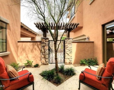 10121 E Ridgerunner Drive - Photo Thumbnail 41