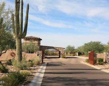 10121 E Ridgerunner Drive - Photo Thumbnail 59