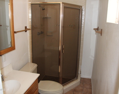 1330 W Elna Rae Street - Photo Thumbnail 9