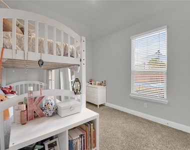 10619 Cherry Tree Way - Photo Thumbnail 21