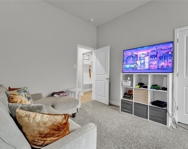 10619 Cherry Tree Way - Photo Thumbnail 18