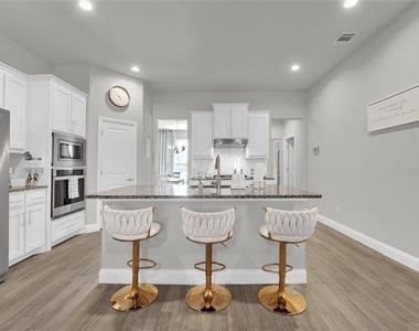 10619 Cherry Tree Way - Photo Thumbnail 9