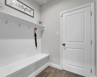 10619 Cherry Tree Way - Photo Thumbnail 24