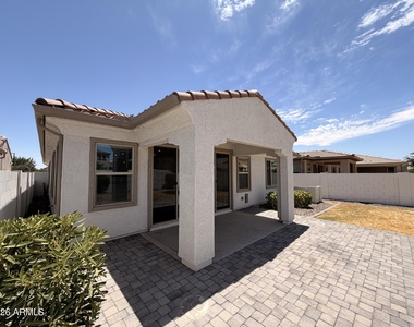 9948 E Thornbush Avenue - Photo Thumbnail 15