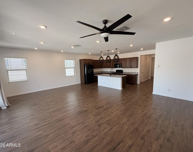 9948 E Thornbush Avenue - Photo Thumbnail 4
